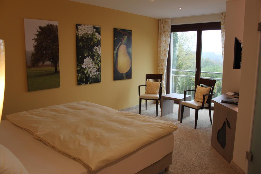 Hotel-Gasthof Die Post Brennerei Frankenhoehe Schillingsfuerst ห้อง รูปภาพ